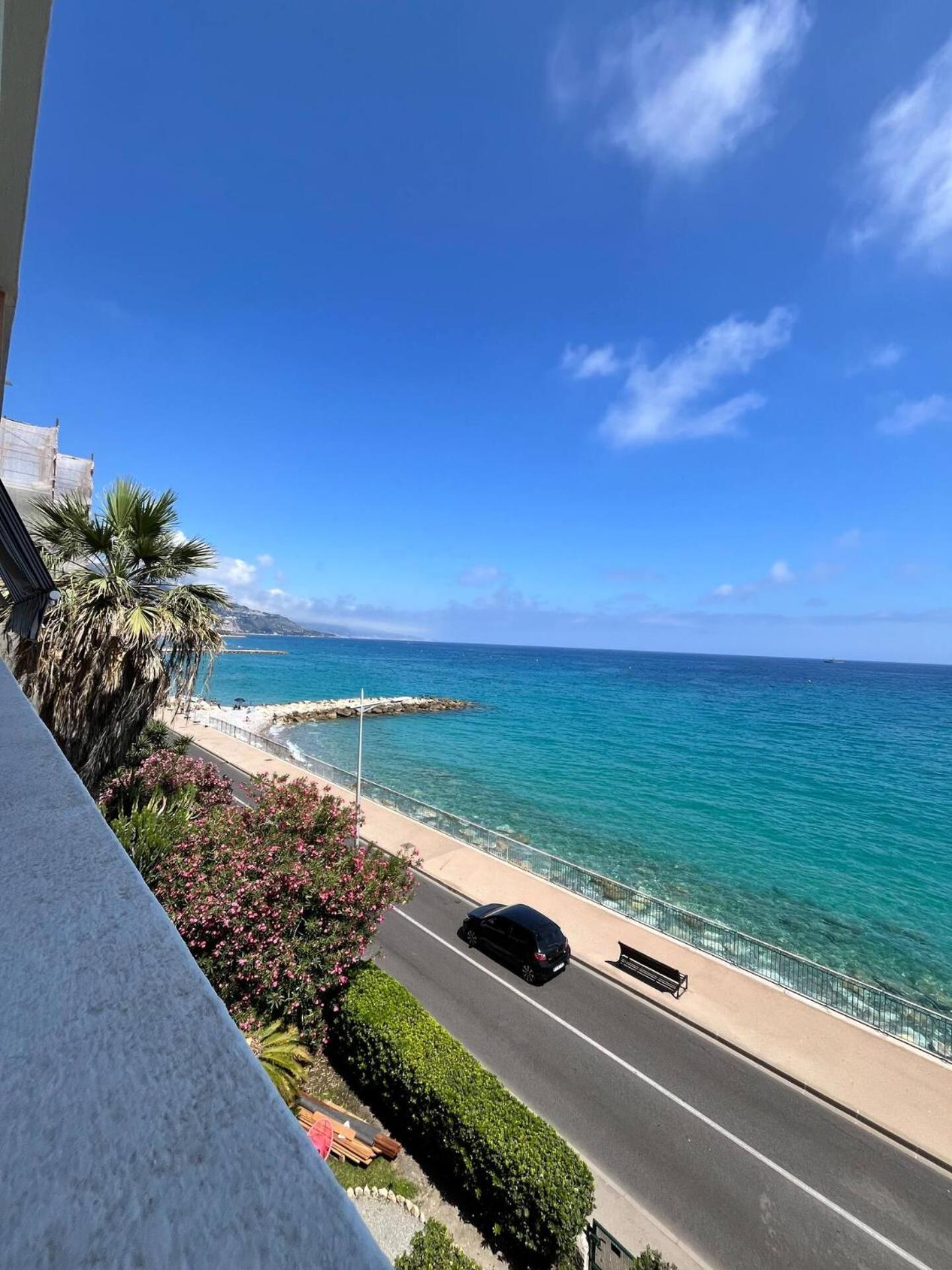Le Pamela Menton Front De Mer Bagian luar foto